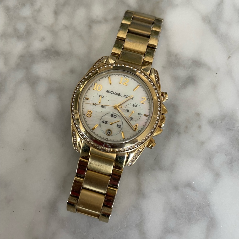 Gold Michael Kors watch with crystal bezel. Chronograph Ritz 37mm